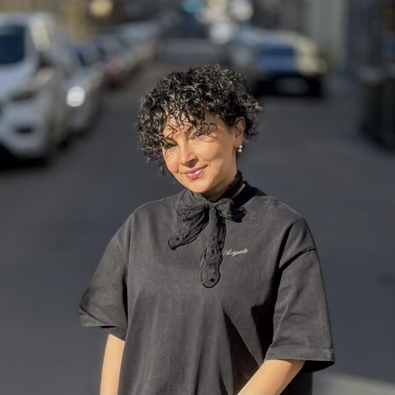 Nasim – frisör på GRO i Göteborg